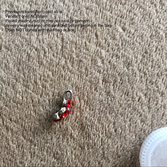 ✨2/$15✨ Pendant: Pendant with Red Stones, 1.5 cm 🛍 Bundle Me! - Picture 7 of 13